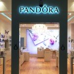 Pandora devanture boutique